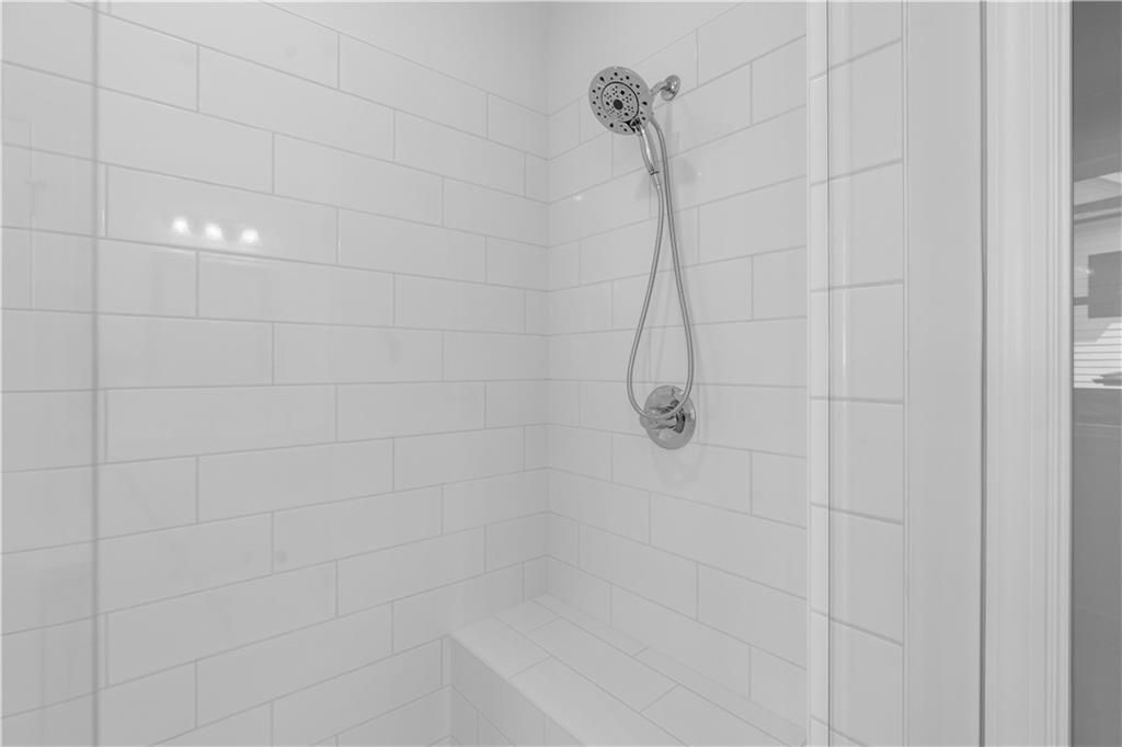 Image 26 of property listing at 4916 Molder Avenue 64, Buford, GA 30518