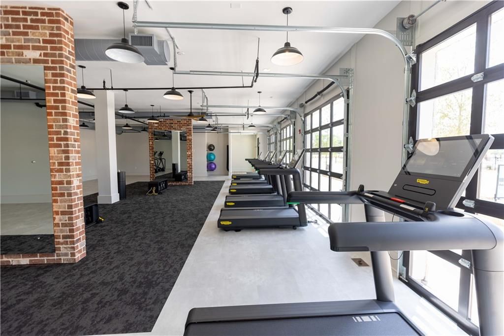 Image 39 of property listing at 4916 Molder Avenue 64, Buford, GA 30518