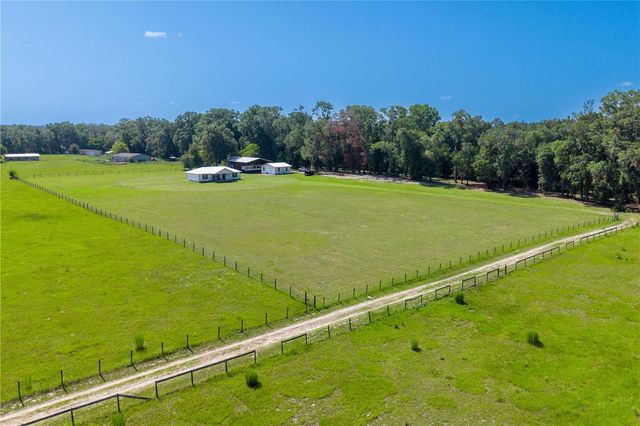 21411 NW 209TH TERRACE, High Springs, FL 32643
