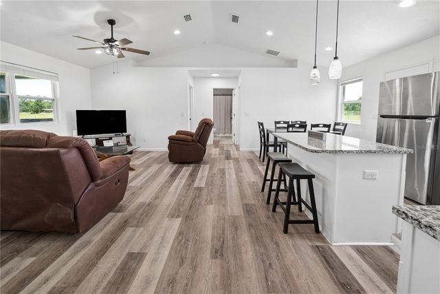21411 NW 209TH TERRACE, High Springs, FL 32643