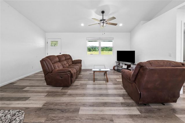 21411 NW 209TH TERRACE, High Springs, FL 32643