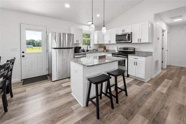 21411 NW 209TH TERRACE, High Springs, FL 32643