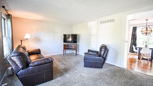 1055 Twelve Oaks Drive, Lawrenceburg, KY 40342
