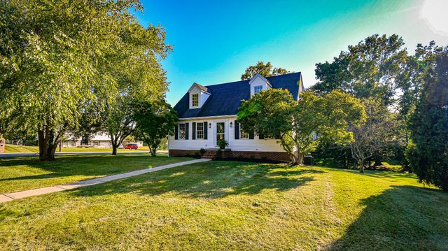1055 Twelve Oaks Drive, Lawrenceburg, KY 40342