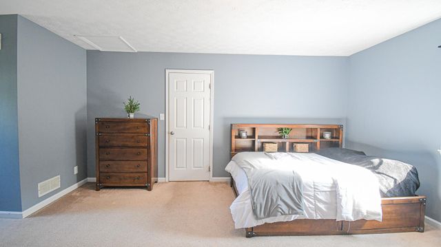 1055 Twelve Oaks Drive, Lawrenceburg, KY 40342