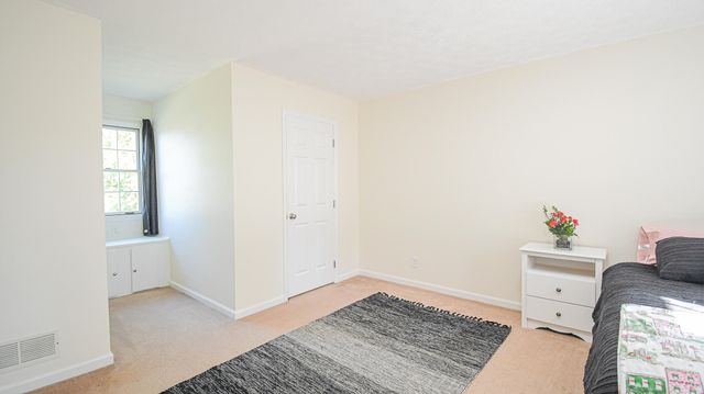 1055 Twelve Oaks Drive, Lawrenceburg, KY 40342
