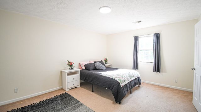 1055 Twelve Oaks Drive, Lawrenceburg, KY 40342