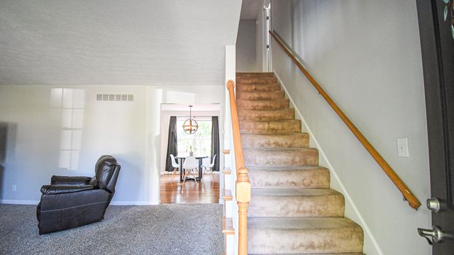 1055 Twelve Oaks Drive, Lawrenceburg, KY 40342