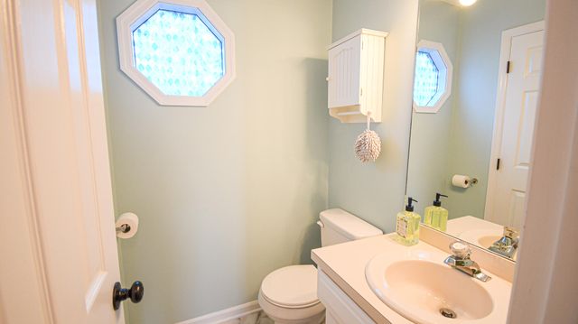 1055 Twelve Oaks Drive, Lawrenceburg, KY 40342