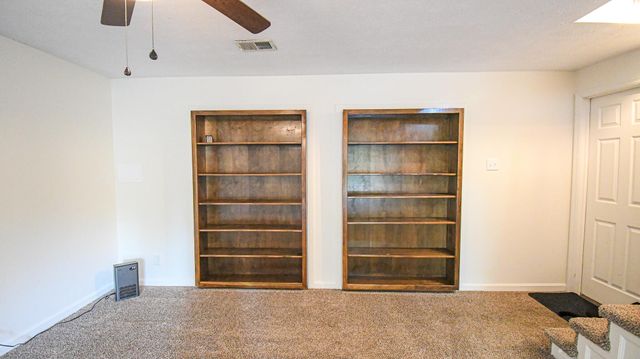 1055 Twelve Oaks Drive, Lawrenceburg, KY 40342