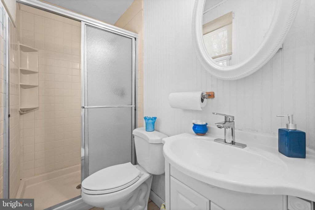 1704 DANIA DR, Fort Washington, MD 20744
