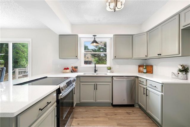 4908 Sunrise Way, Gainesville, GA 30504