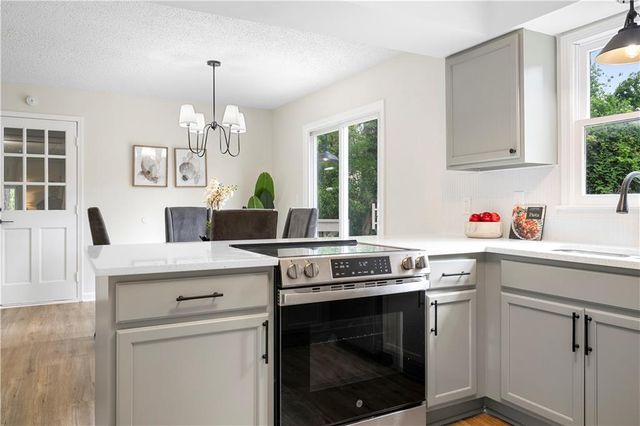 4908 Sunrise Way, Gainesville, GA 30504