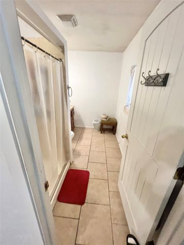 1508 Byrd Drive, River Oaks, TX 76114