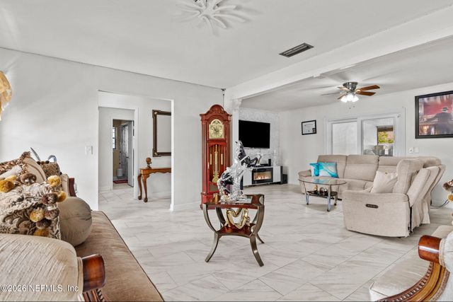 6005 GUMWOOD Drive, Jacksonville, FL 32277