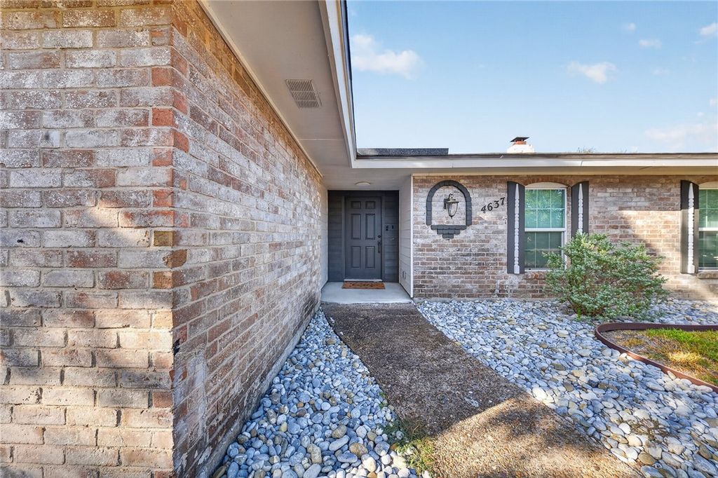 4637 Stonegate Way, Corpus Christi, TX 78411 — photo 2