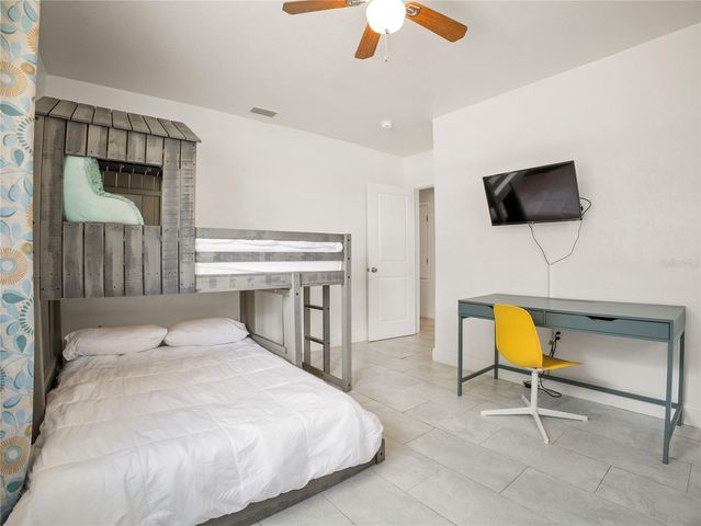 208 E WINTHROP STREET, Avon Park, FL 33825