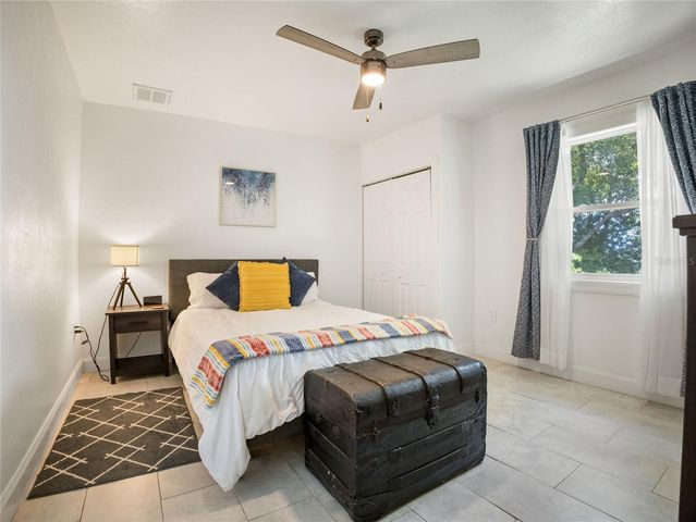 208 E WINTHROP STREET, Avon Park, FL 33825