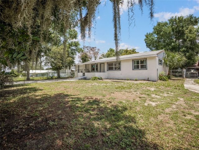 208 E WINTHROP STREET, Avon Park, FL 33825