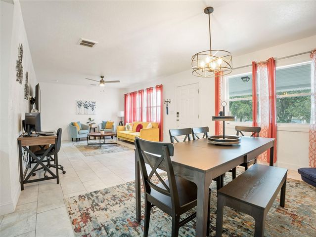 208 E WINTHROP STREET, Avon Park, FL 33825