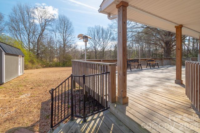 1099 S Potter Road, Lancaster, SC 29720