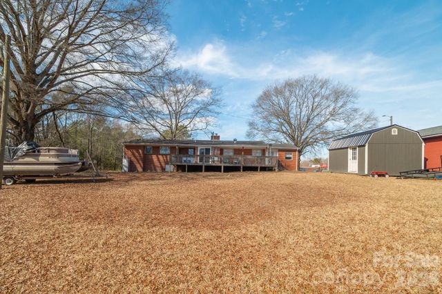 1099 S Potter Road, Lancaster, SC 29720