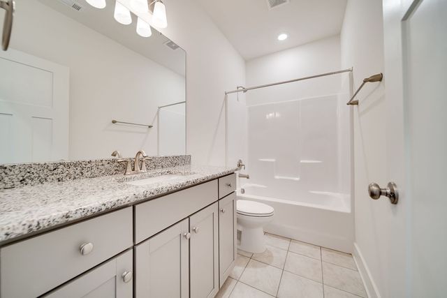279 Tanglewood Lane, Hendersonville, TN 37075