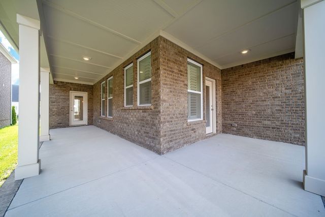 279 Tanglewood Lane, Hendersonville, TN 37075