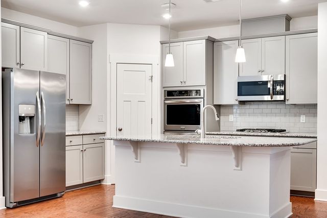279 Tanglewood Lane, Hendersonville, TN 37075