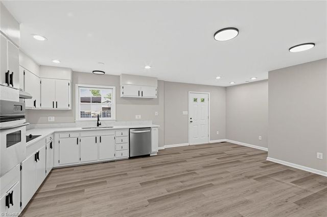 2110 Kylemore Drive, Greensboro, NC 27406