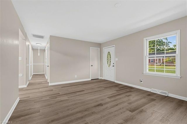 2110 Kylemore Drive, Greensboro, NC 27406