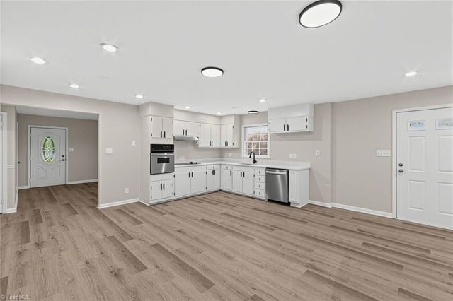 2110 Kylemore Drive, Greensboro, NC 27406