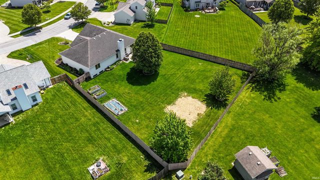 9418 Greyhawk Drive, Fort Wayne, IN 46835