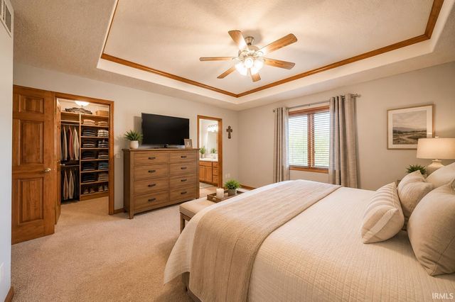 9418 Greyhawk Drive, Fort Wayne, IN 46835