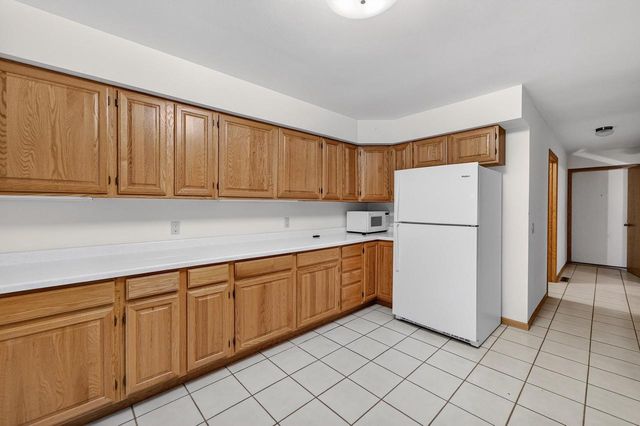 1214-1216 N High Point Road, Middleton, WI 53562