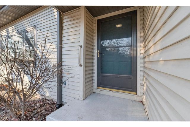 1214-1216 N High Point Road, Middleton, WI 53562