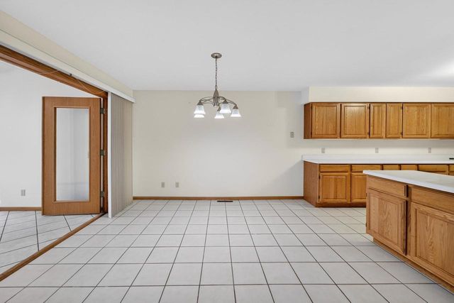 1214-1216 N High Point Road, Middleton, WI 53562