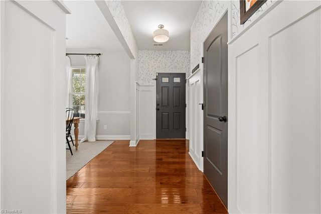 4484 River Gate Drive, Clemmons, NC 27012