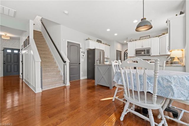 4484 River Gate Drive, Clemmons, NC 27012