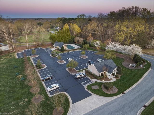 4484 River Gate Drive, Clemmons, NC 27012