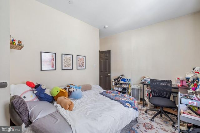 1916 N 17TH ST, Philadelphia, PA 19121