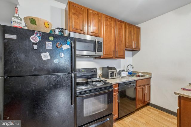 1916 N 17TH ST, Philadelphia, PA 19121