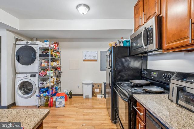 1916 N 17TH ST, Philadelphia, PA 19121
