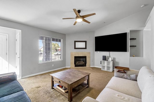 5346 N Rosalia, Fresno, CA 93723