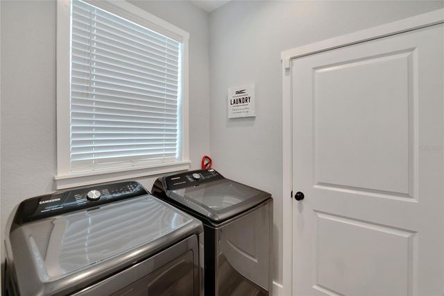 3002 E 38TH AVENUE, Tampa, FL 33610