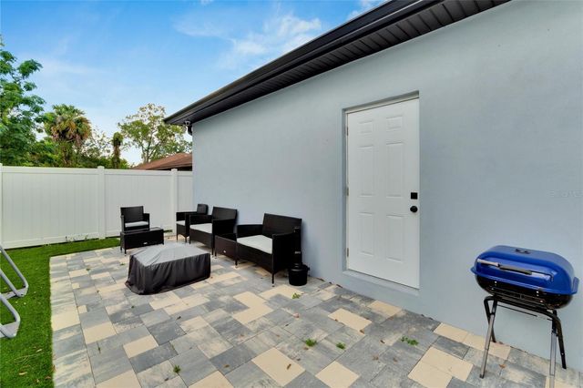 3002 E 38TH AVENUE, Tampa, FL 33610