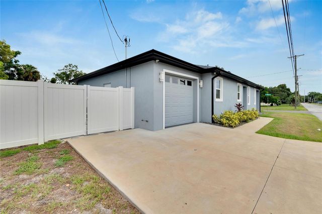 3002 E 38TH AVENUE, Tampa, FL 33610