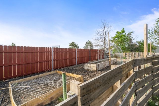 1639 W 4575 S, Roy, UT 84067