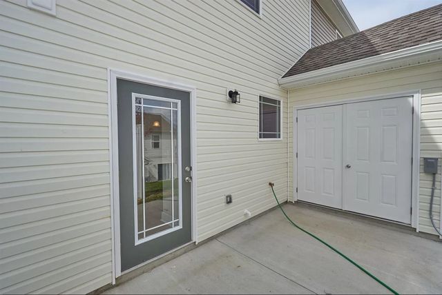 8011 Tuberose Ct, Spring Hill, TN 37174