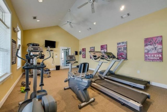 8011 Tuberose Ct, Spring Hill, TN 37174